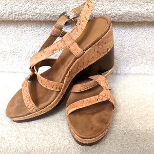 Aerosole platform sandals
